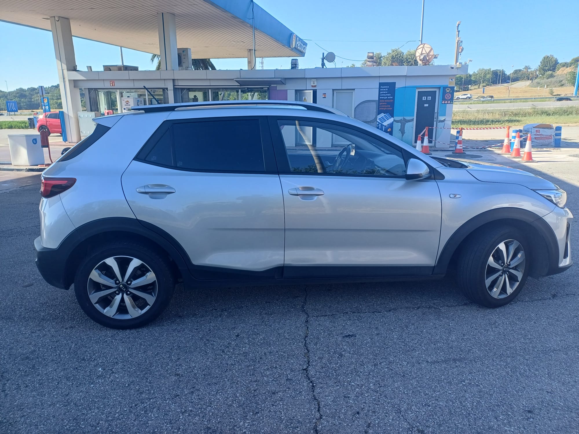 Miniatura 4 de KIA STONIC