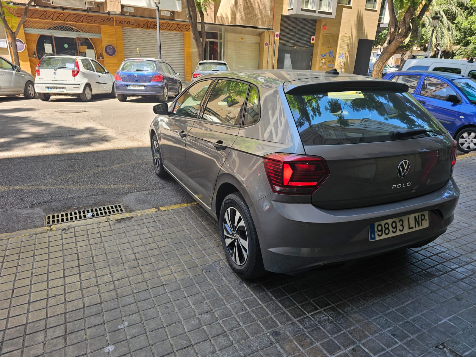 Miniatura 3 de VOLKSWAGEN POLO