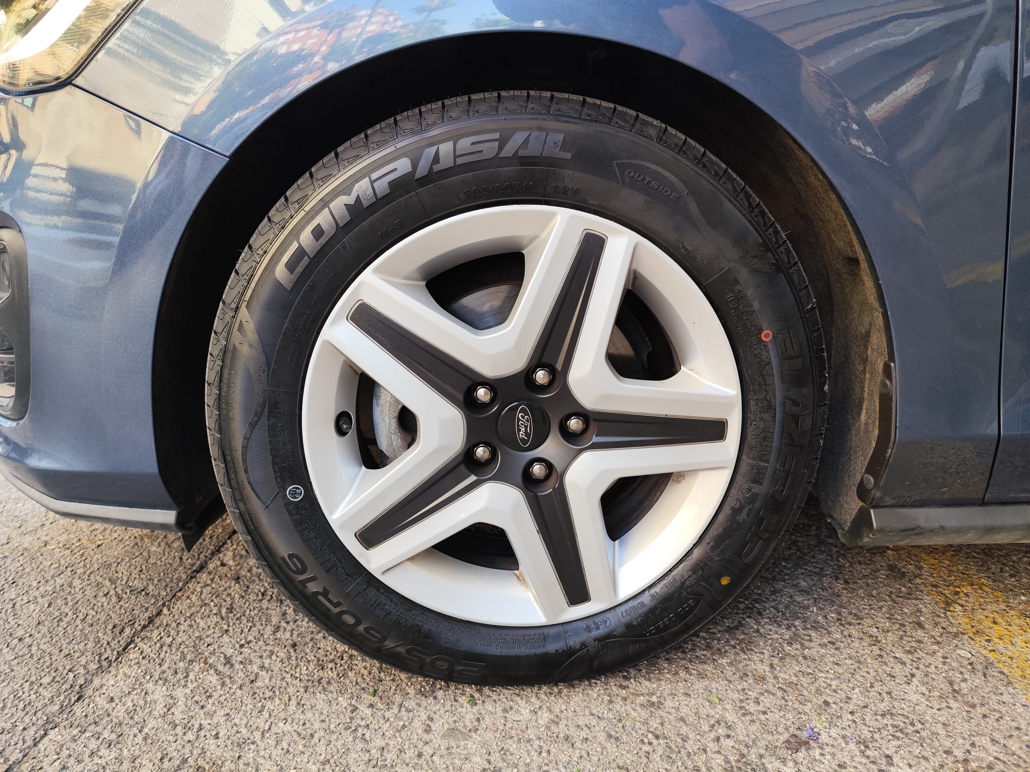 Miniatura 4 de FORD FOCUS