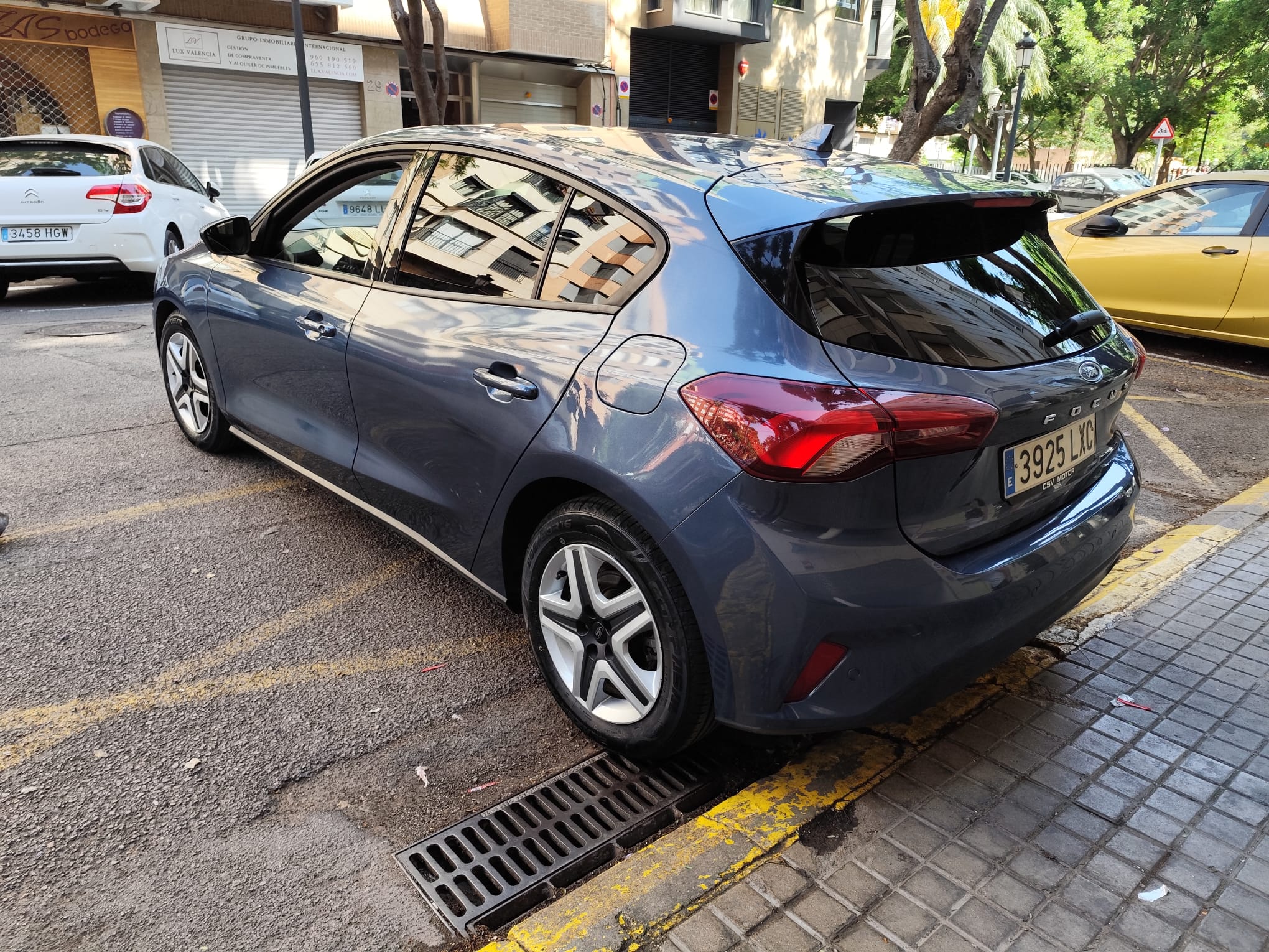 Miniatura 6 de FORD FOCUS