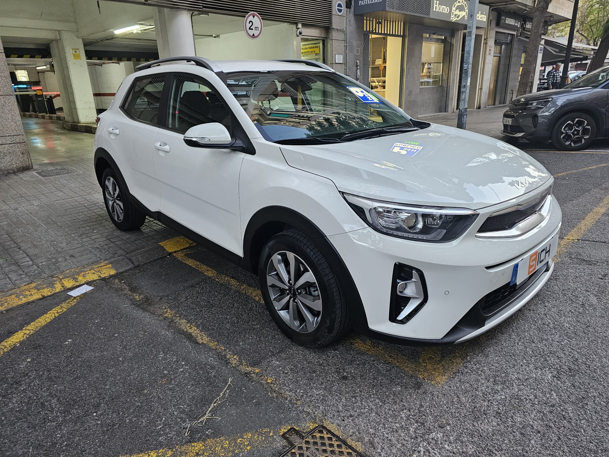 Miniatura 3 de KIA STONIC
