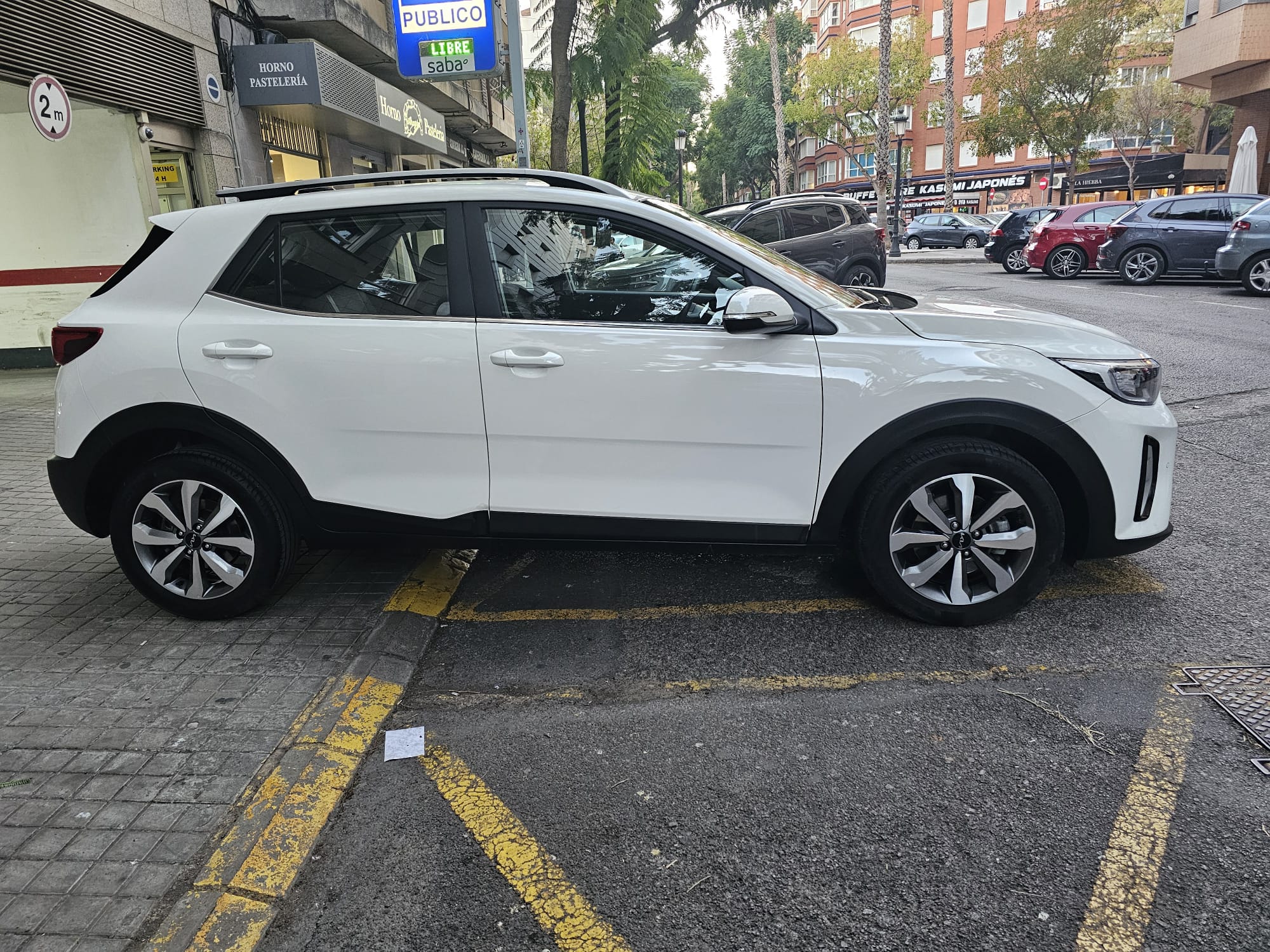 Miniatura 4 de KIA STONIC