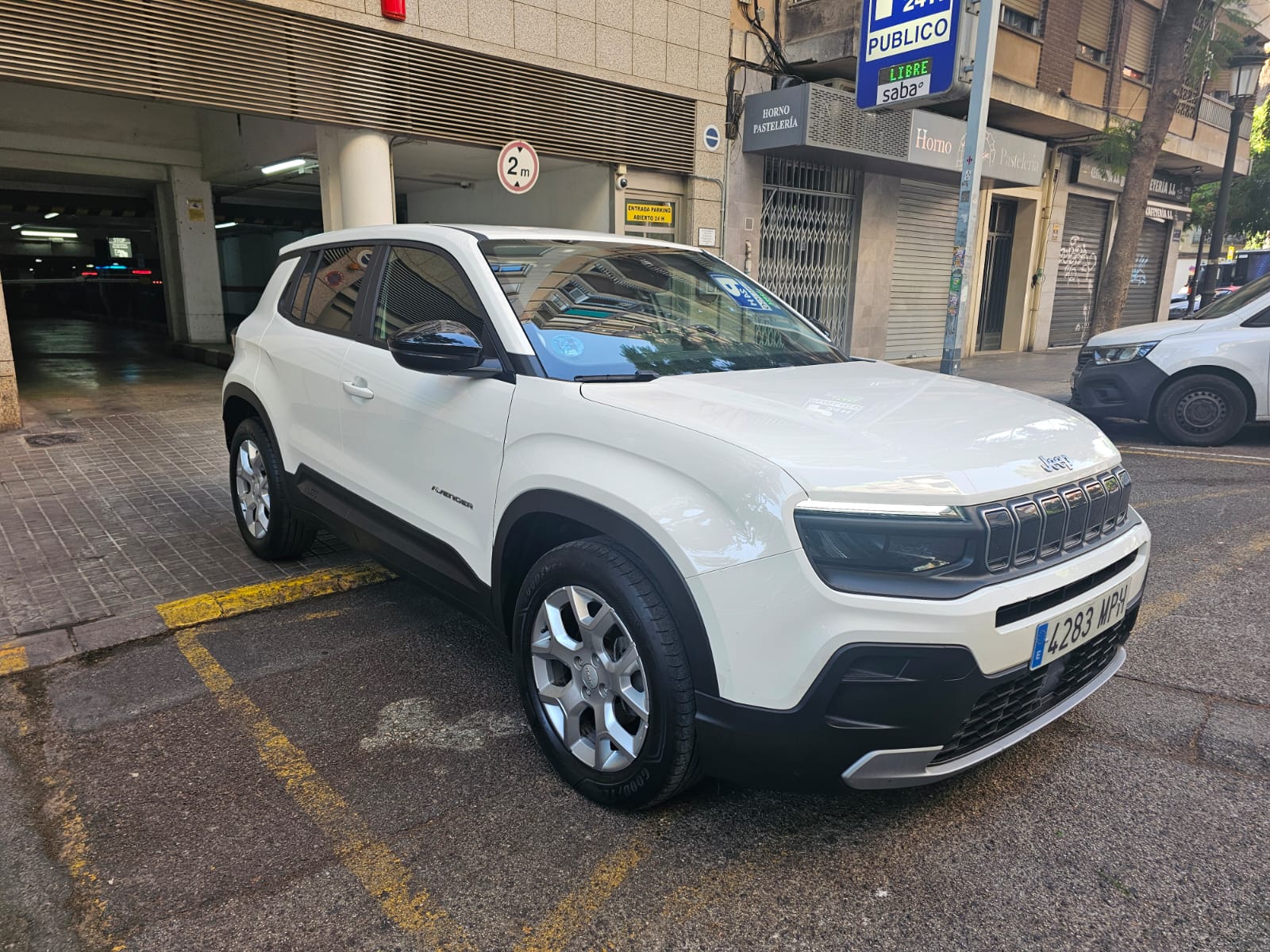 Miniatura 7 de JEEP AVENGER