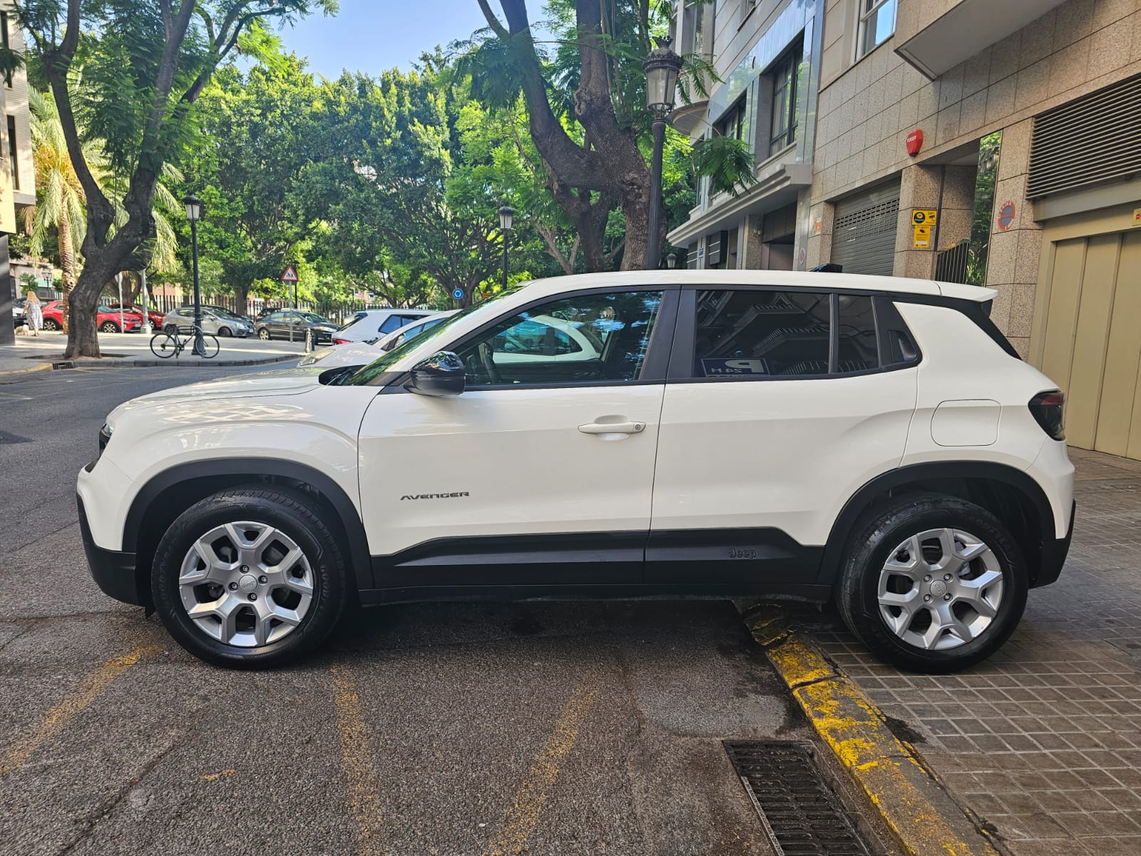 Miniatura 15 de JEEP AVENGER