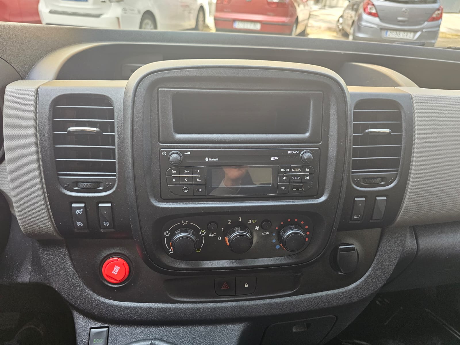 Miniatura 3 de RENAULT TRAFIC